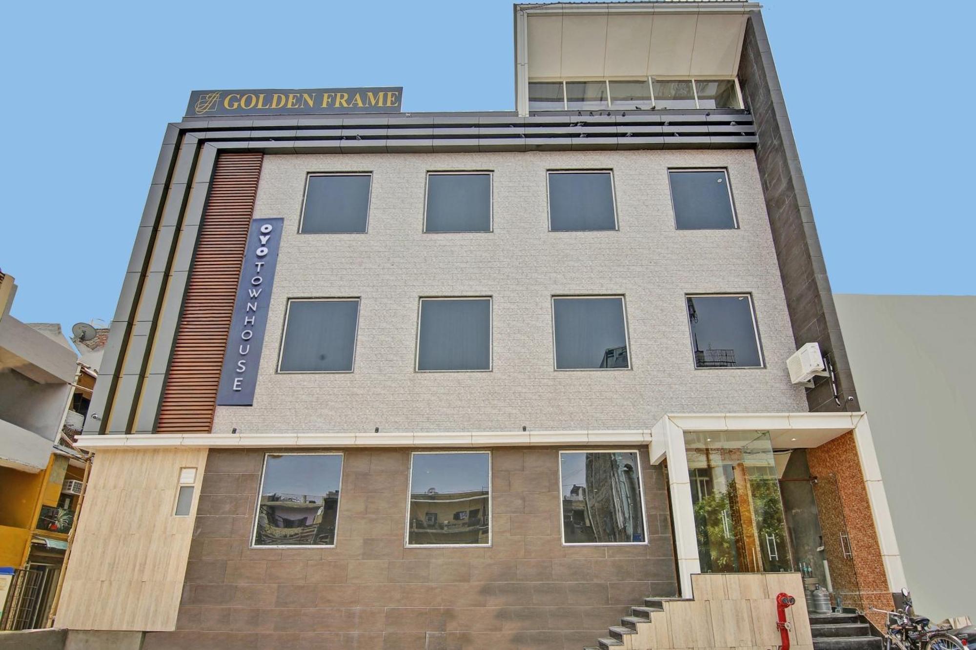 Townhouse Golden Frame Hotel Ghaziabad Exterior foto